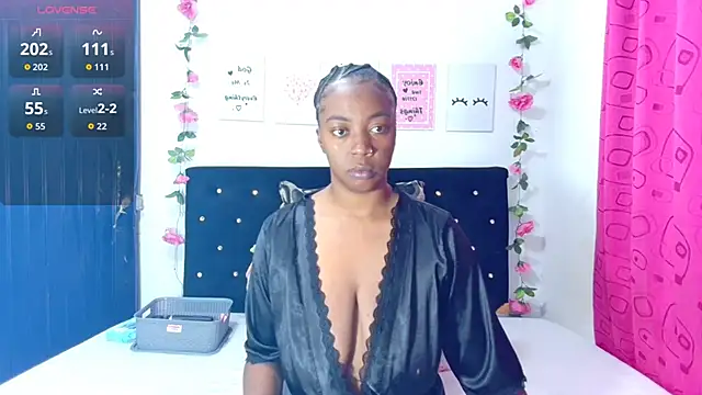 CiaraEbony online show from 23, 11, 2025