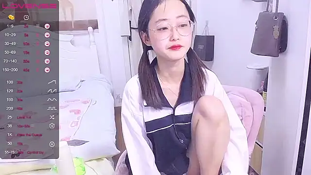 Destin  online show from 4, 3, 2025