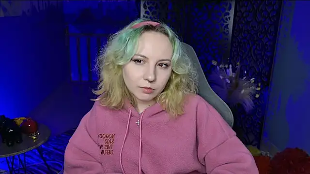 JasmineMilko online show from 9, 1, 2025