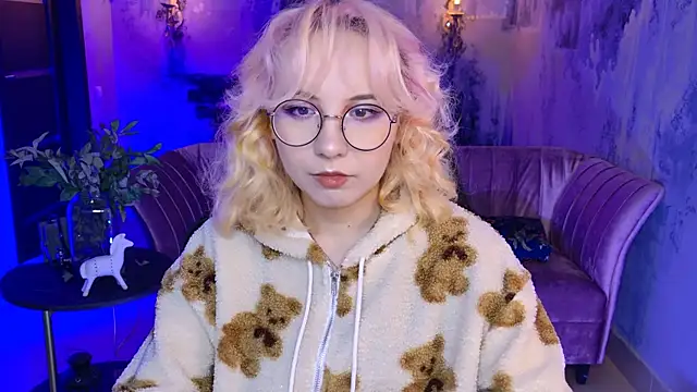 JasmineMilko online show from 18, 2, 2025