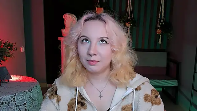 JasmineMilko online show from 5, 3, 2025