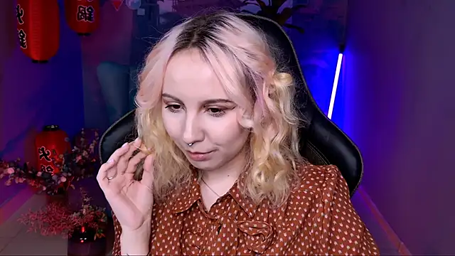 JasmineMilko online show from 18, 3, 2025