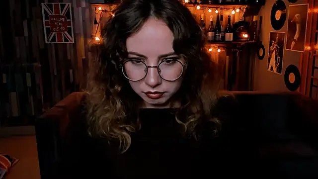 JasmineMilko online show from 14, 7, 2026