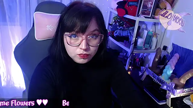 LiloMoon69 online show from 14, 2, 2025