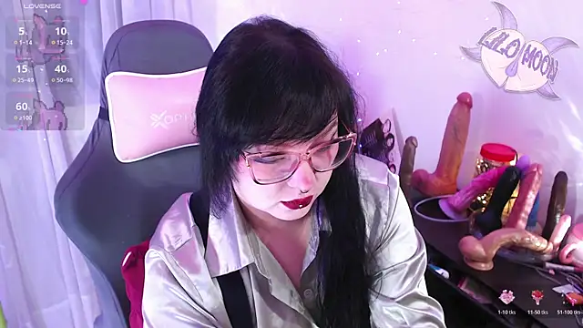 Snapshot of LiloMoon69 chatting on 9, 5, 2026 LiloMoon69 online show from 9, 5, 2026