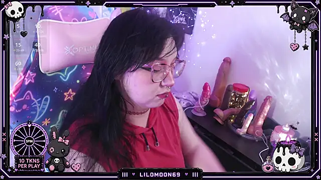 Snapshot of LiloMoon69 chatting on 14, 6, 2026 LiloMoon69 online show from 14, 6, 2026