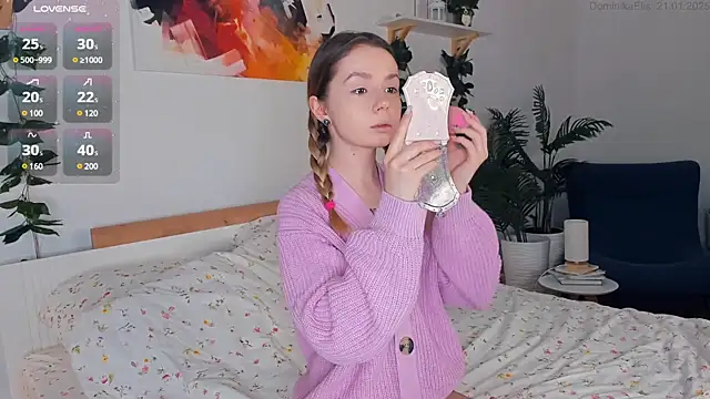 DominikaElis online show from 21, 1, 2025