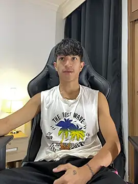 Snapshot of _CamiloBass chatting on 14, 5, 2026 CamiloBass online show from 14, 5, 2026