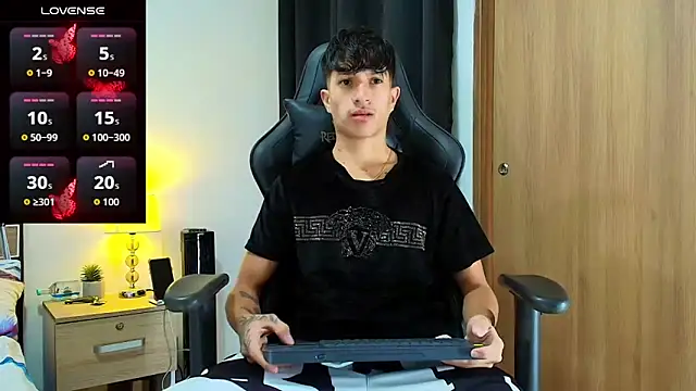 Snapshot of _CamiloBass chatting on 19, 5, 2026 CamiloBass online show from 19, 5, 2026