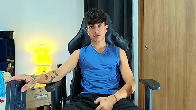 Snapshot of _CamiloBass chatting on 22, 5, 2026 CamiloBass online show from 22, 5, 2026