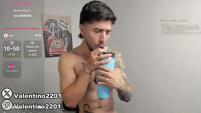 Valentino Xander online show from 1, 3, 2025