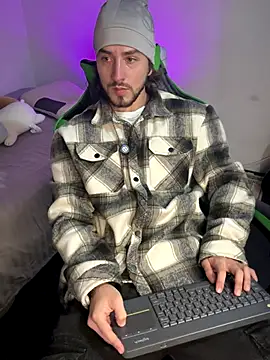 Valentino Xander online show from 22, 12, 2025