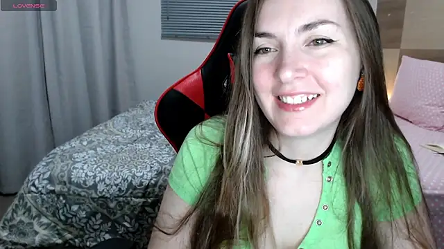 Snapshot of Naughty_Annn chatting on 4, 5, 2026 Naughty Annn online show from 4, 5, 2026