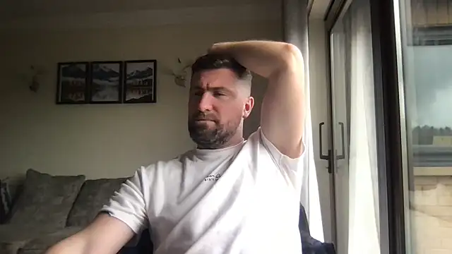 MarriedManBigCock online show from 9, 4, 2026