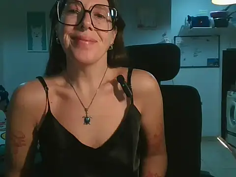 Snapshot of Calentandote chatting on 15, 6, 2026 Calentandote online show from 15, 6, 2026