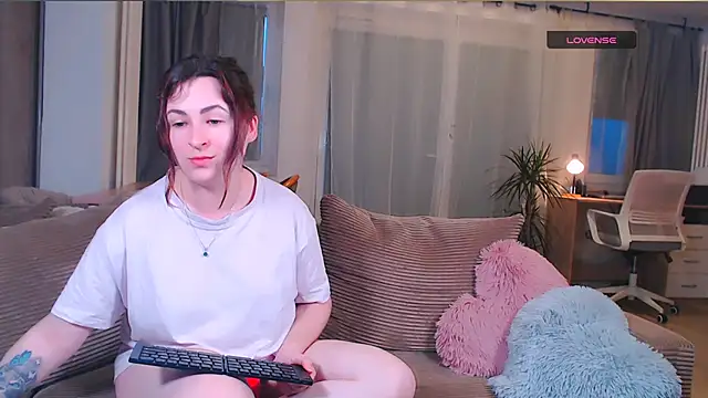 Caroline1995 online show from 19, 3, 2026