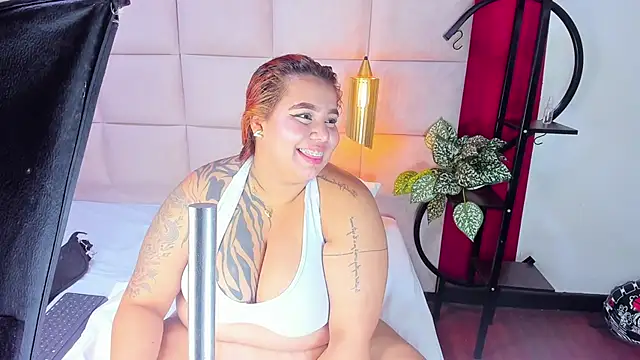 Amberluy online show from 5, 2, 2026