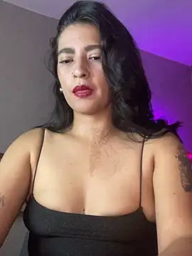 Cleopatracute  online show from 6, 1, 2025