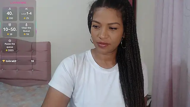 Snapshot of makennaa_ chatting on 2, 2, 2026 makennaa online show from 2, 2, 2026