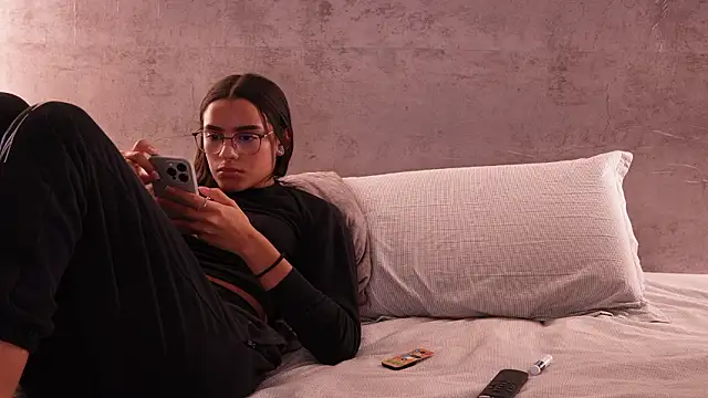 Nicky and Blake online show from 26, 3, 2026