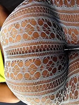 Pretty tiffany online show from 4, 12, 2025