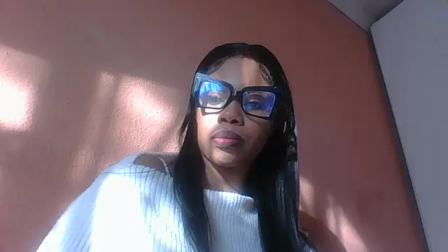 NAUGHTYSHALOTXX online show from 2, 6, 2026