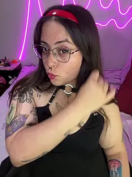 Mizztikaa online show from 1, 1, 2025