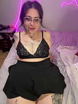 Mizztikaa online show from 7, 2, 2025