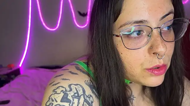 Mizztikaa online show from 25, 11, 2025