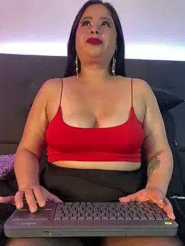 Leahstonee2 online show from 18, 3, 2025