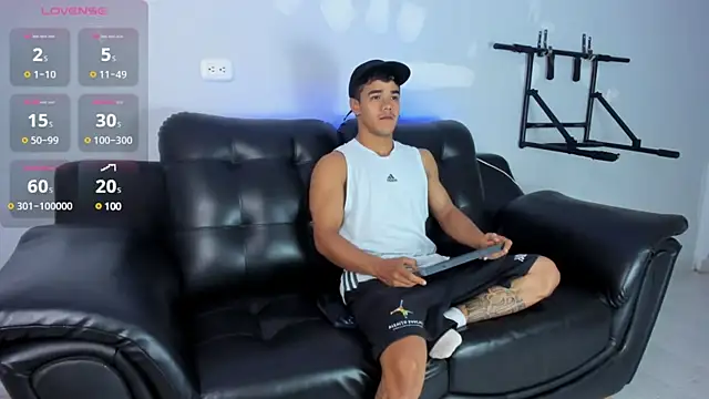 Rob saenz  online show from 5, 3, 2025