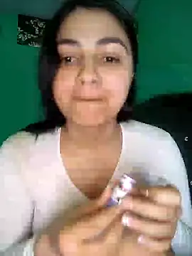Snapshot of Nahiara_velez chatting on 10, 6, 2026 Nahiara velez online show from 10, 6, 2026