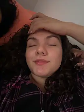 Snapshot of eva_y_marcelo chatting on 4, 7, 2026 eva y marcelo online show from 4, 7, 2026