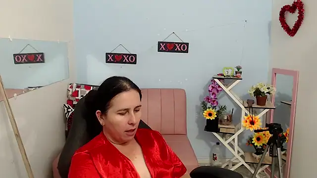 victoria jones online show from 3, 10, 2025