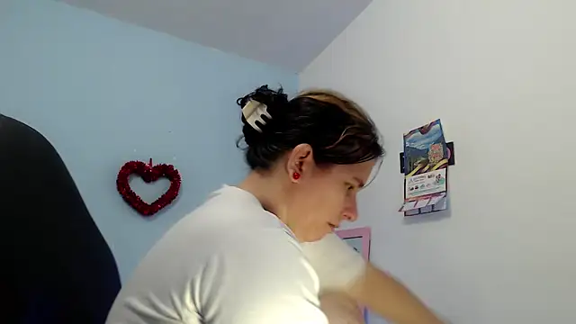 victoria jones online show from 21, 3, 2026