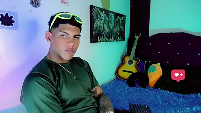 Damian latinxxx online show from 16, 1, 2025