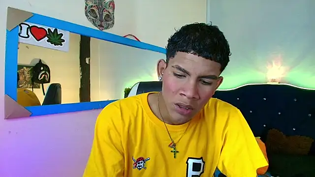 Damian latinxxx online show from 2, 2, 2025