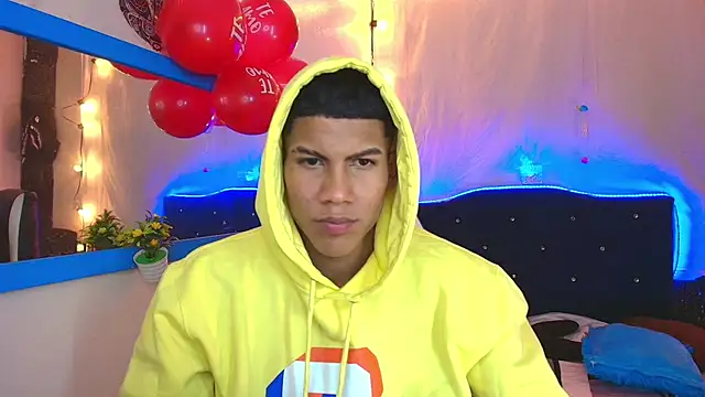 Damian latinxxx online show from 14, 2, 2025