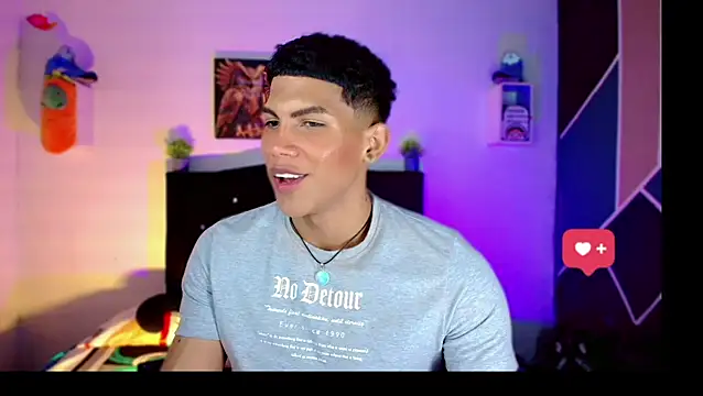 Damian latinxxx online show from 8, 3, 2025