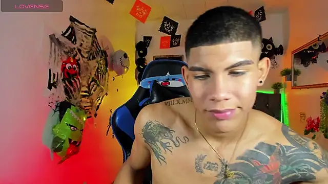 Damian latinxxx online show from 8, 10, 2025