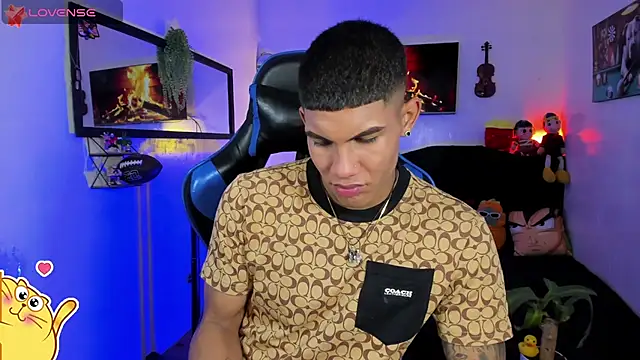 Snapshot of Damian_latinxxx chatting on 15, 5, 2026 Damian latinxxx online show from 15, 5, 2026