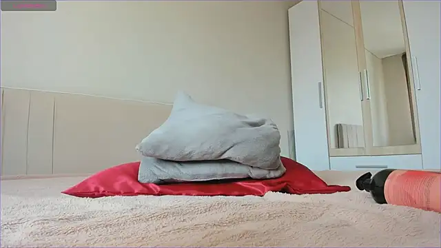 sweety vikky online show from 5, 3, 2025