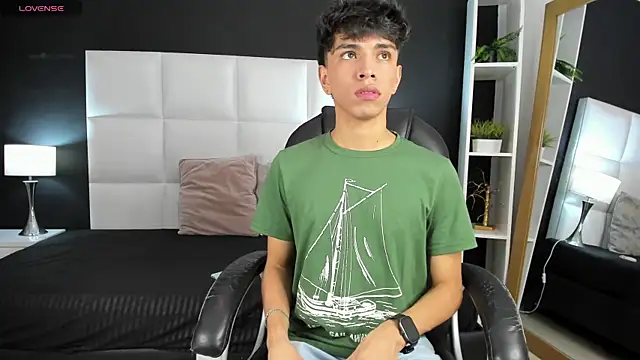 Santy carrington online show from 23, 12, 2024