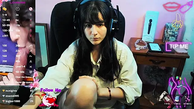 AddictCouple online show from 11, 12, 2024