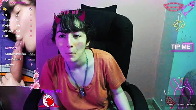 AddictCouple online show from 25, 1, 2025