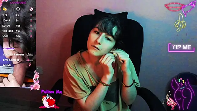 AddictCouple online show from 26, 1, 2025