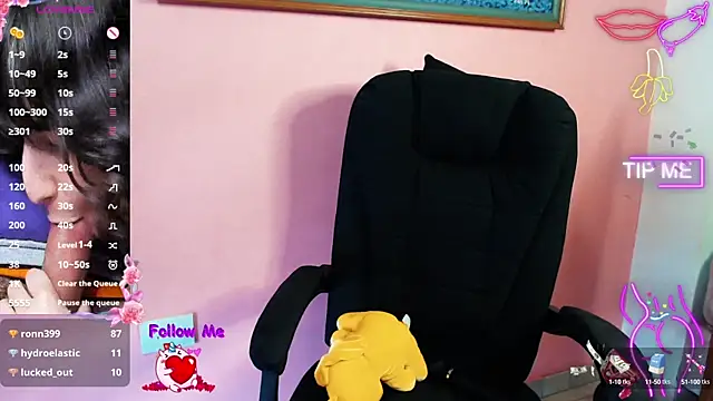 AddictCouple online show from 12, 2, 2025