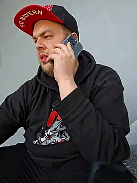Snapshot of PupW0lfy chatting on 18, 12, 2024 PupW0lfy online show from 18, 12, 2024