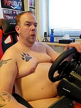Snapshot of PupW0lfy chatting on 18, 3, 2025 PupW0lfy online show from 18, 3, 2025