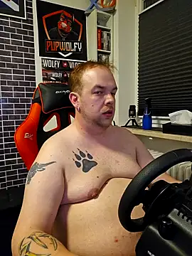 Snapshot of PupW0lfy chatting on 18, 3, 2025 PupW0lfy online show from 18, 3, 2025